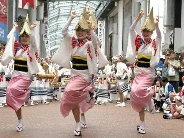 日本的盂兰盆节到底是怎样的节日?日本人一般会怎么过