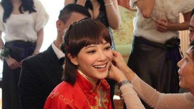 2017短发新娘造型l流行趋势,性感又可爱!