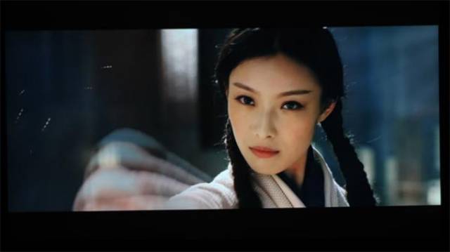 《悟空传》里的紫霞,从图片上可以清晰看出人物的肤色,妆容,以及表情
