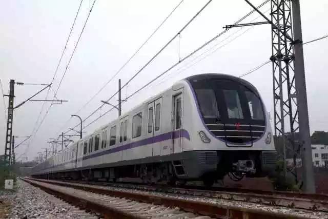 广州丨广州地铁二号线竟然匿藏了16个"墨宝站名"?猜猜都有哪几个?
