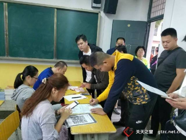 篮球少年马振迪初中在西安市西航一中上学读书