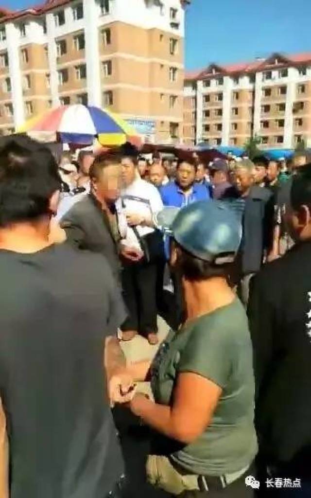 长春九台福星市场杀人事件,猪肉摊位纷争一男两女死亡!