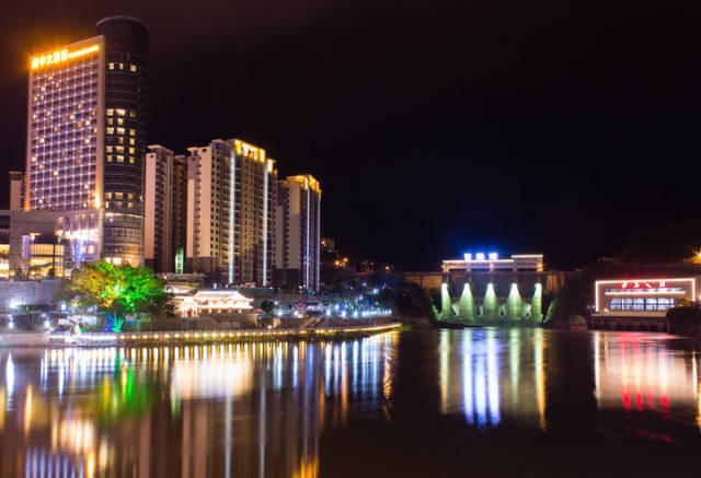 尤溪哪里找这样的夜景?一定非紫阳公园不可