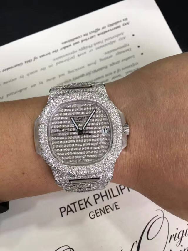 patek philippe百达翡丽5719g白金满天星腕表评测