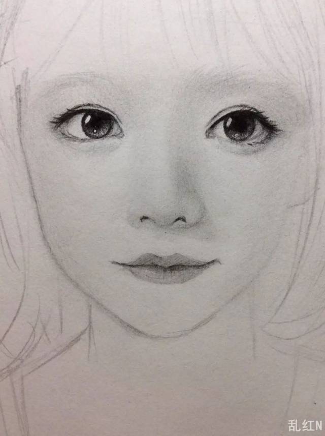 素描教程 详细步骤教你画一个小女孩