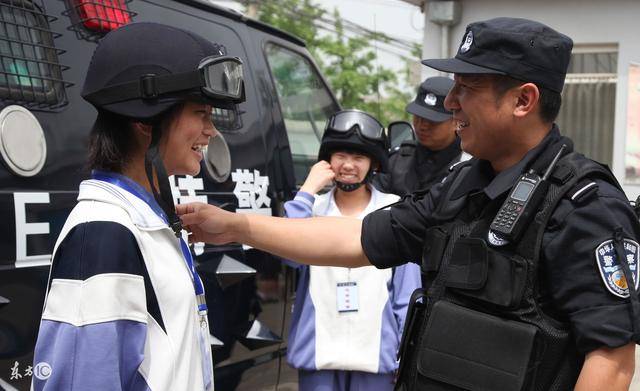 警官学院和警察学院有什么不同 0ff20aad86af4f8faccc4aee16cd0666.jpeg