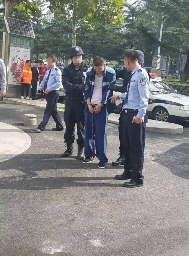 实拍晋城街头众多警察抓捕犯人现场曝光竟是前几日