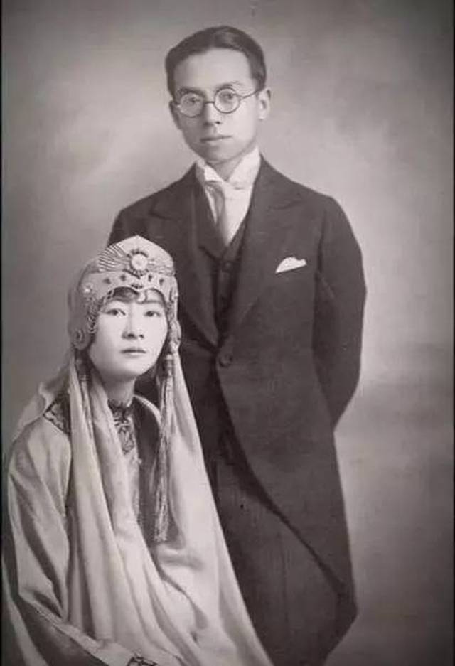 徐志摩林徽因:得不到的永远在骚动