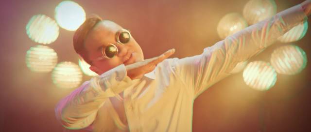 孙八一新曲《开学歌》十大Rap手势你看懂了吗