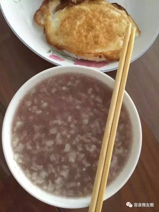 【本地】容县特有粟粥