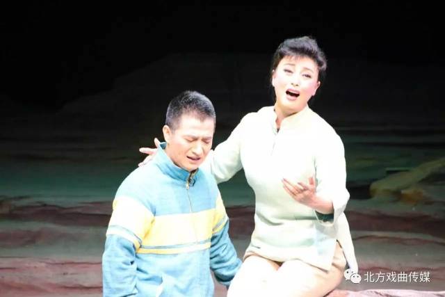 北方戏曲传媒【向您推荐】 邱瑞德.范丽丽.牛素华版《李保国》全视频