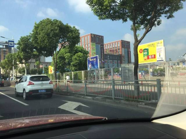 【头条】我要一辈子跟着方老师、马老师.