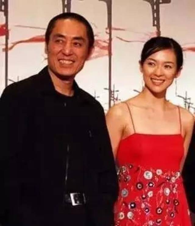 李湘爆料的三字女明传奇私服网站星,曾与成龙房祖名同时传绯闻