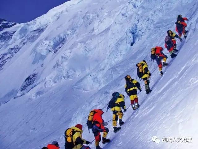 你一定要知道的是—— 珠穆朗玛峰是喜马拉雅山脉的主峰,位于中国与