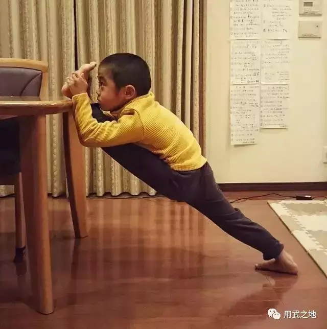 今井隆星的一身肌肉