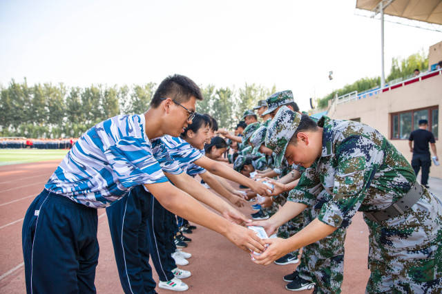 强化管理走进曲阳永宁中学 生铁千锤百炼,一朝淬火成钢