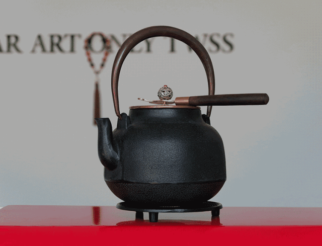 ps:铁壶的开壶需要循环煮很多次,天维特别为大家准备了开壶专用茶