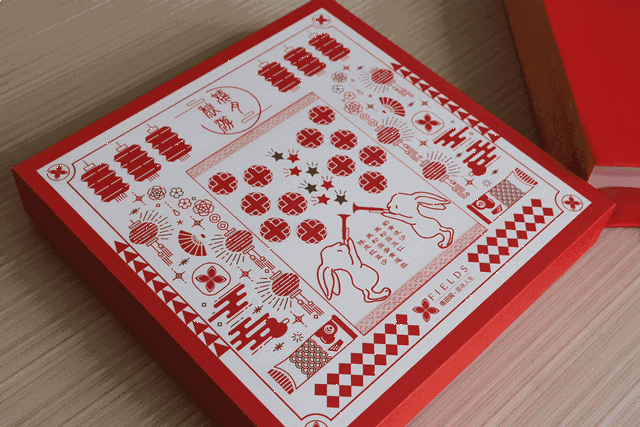 玉兔,红灯笼,圆月,烟花,月饼.