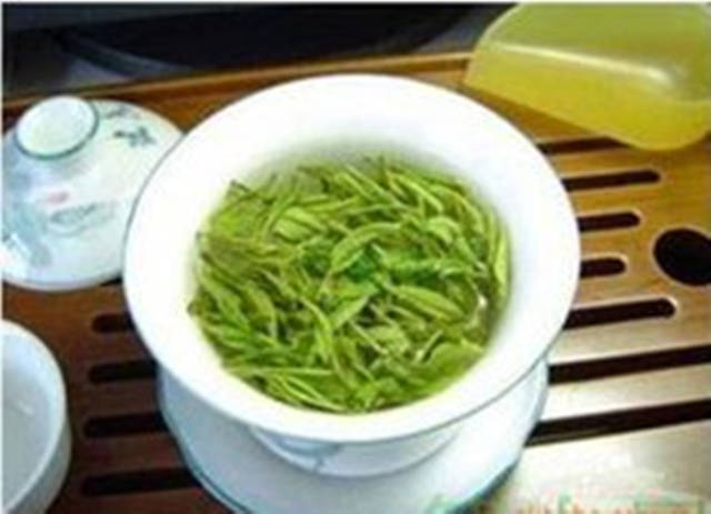 古代茶名,紫笋,白露,黄芽,金毫。