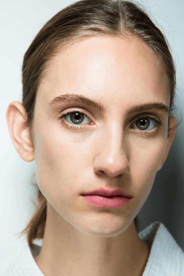 师林继阳走进纽约时装周探秘2018流行妆容趋