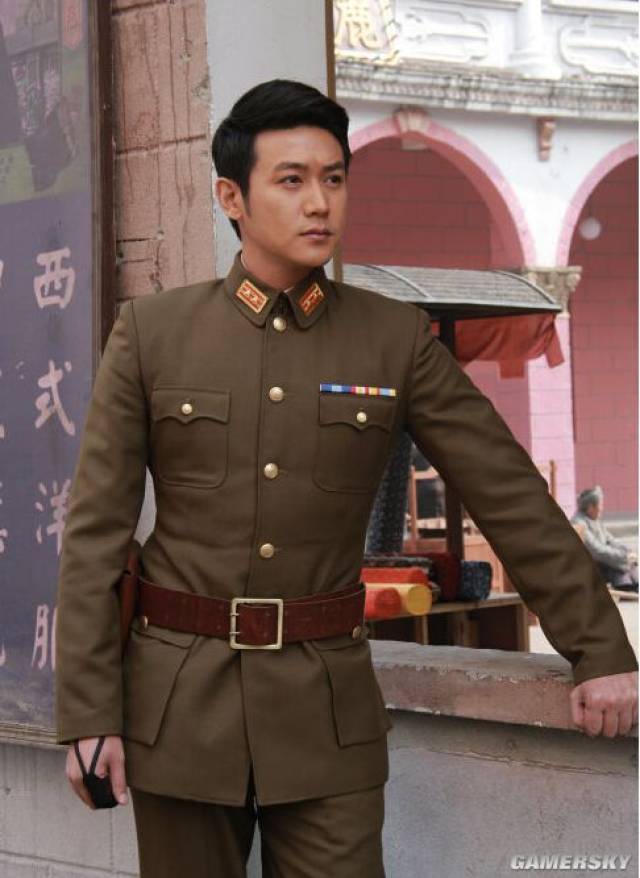 许三多,狗头老高,冷锋均上榜,这一组军装照够他们吹一
