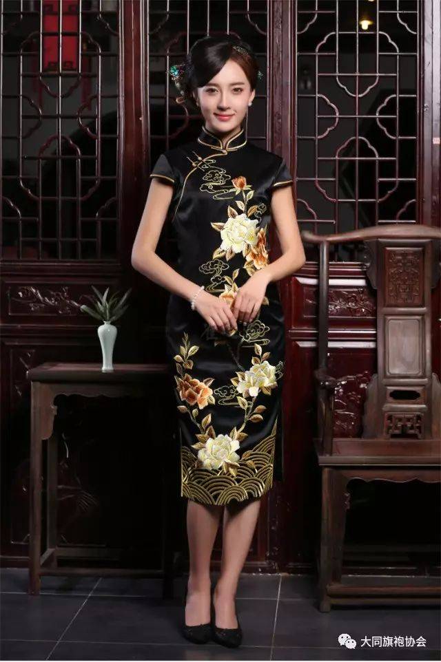 传承旗袍文化,绽放美丽人生—2017中国·大同万人旗袍