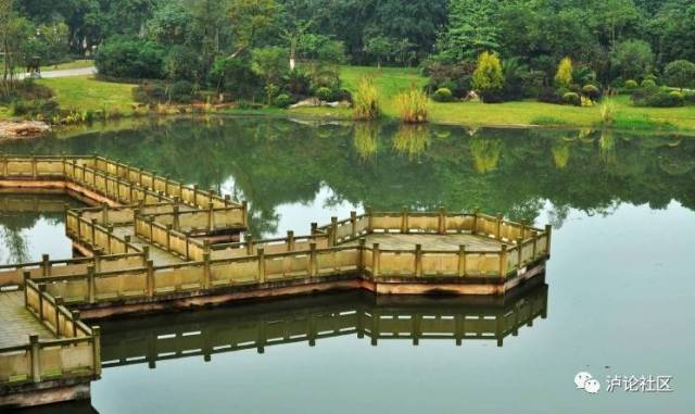 地址:泸州市江阳区张坝 7 玉带河湿地公园