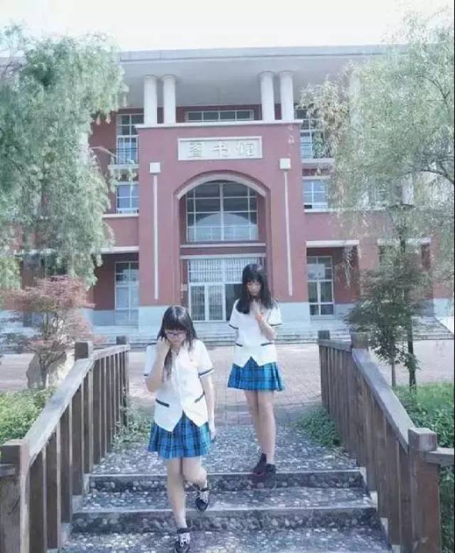 广东这13所学校的校服竟然很好看!有你家学校没?