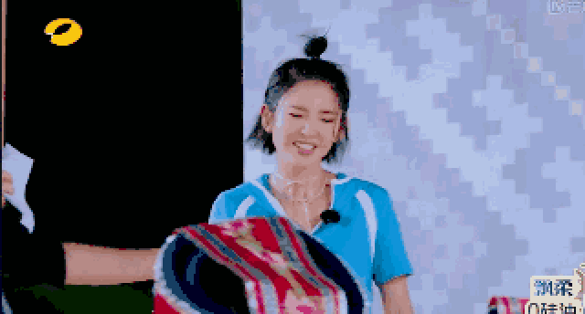 从慈善夜到真人秀,唐艺昕凭什么就好感爆棚了?