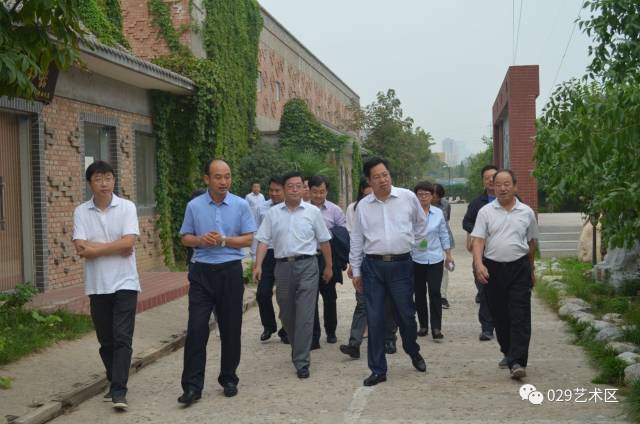 咸阳市委副书记马希良一行视察029艺术区