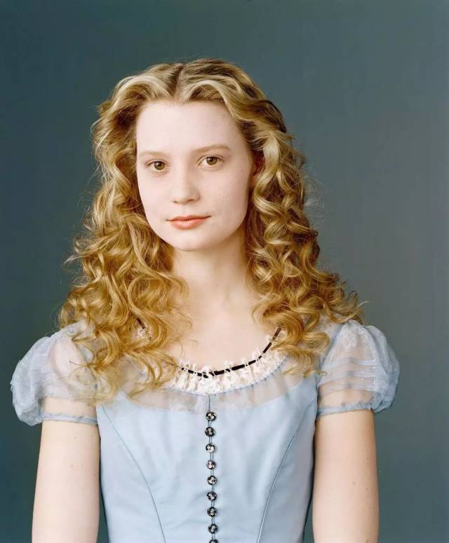 十岁的娜塔莉·格雷戈里 (natalie gregory) 饰演的爱丽丝 1999年