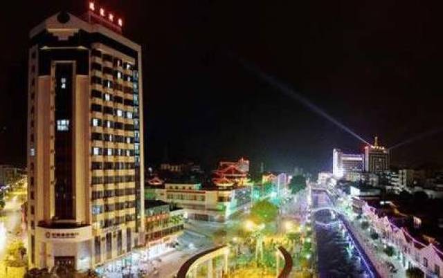 (资料图) 凭祥辖区内有凭祥(铁路口岸)和友谊关(公路口岸)2个国家