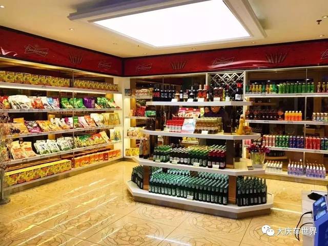 新村第一家!惊现网红食唱一体店,环境美爆!免费