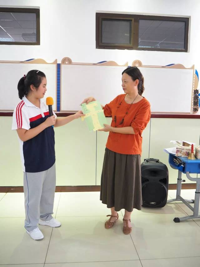 适应新环境 拥抱新生活 ——丰台八中中海校区初一年级开展心理团建