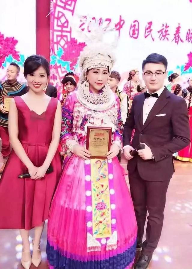 苗族女孩阿依果的忧伤马头琴