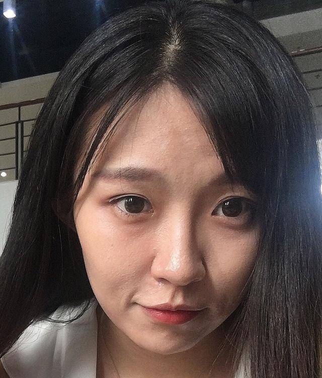 90后美女画家孙天骄无ps特写曝光,网友惊呼熬夜画画皮肤吓死人