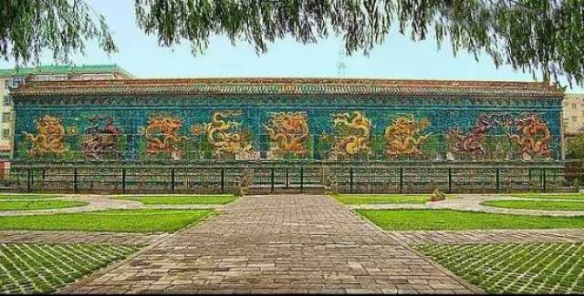 中国九龙壁之首——大同九龙壁