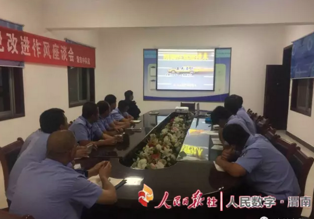 队伍素质提升战丨潼关交警全方位规范民警执勤