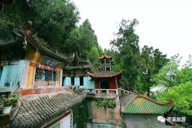 配图:苍溪临江寺 嘉  陵  驿 唐 元 稹 苍溪县下嘉陵水, 入峡穿江到海