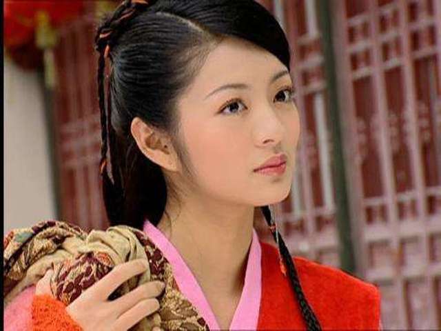 林月如,结局很凄惨.不过演技不错 你们最喜欢仙剑中的哪个女子呢?
