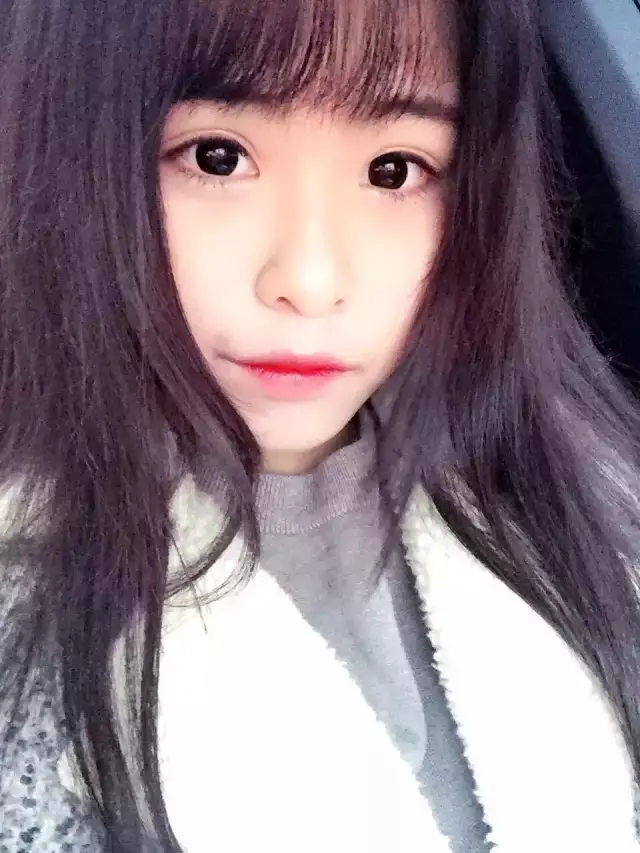 今日网红主播推荐--小小雅