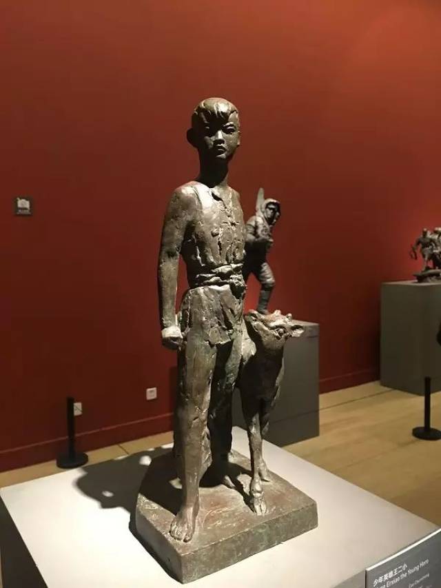 同胞纪念馆扩建工程大型组雕(家破人亡)》 曹春生 《少年英雄王二小》