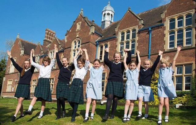 南阳孩子上公立学校 PK 私立学校,差别到底在