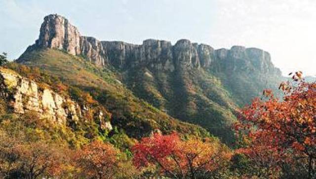 附近美景 棠溪源风景区位于河南省驻马店市西平县境内,总面积38平方