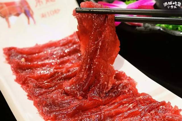 带着点肥肉的牛里脊肉条,肥而不腻 ,鲜香可口