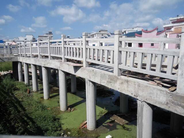 新农村乡村旅游打造仿生态建设之河道池塘混凝土水泥仿木栏杆改造