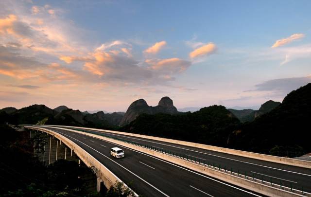 东川区经济总量多少_昆明市东川区图片(2)