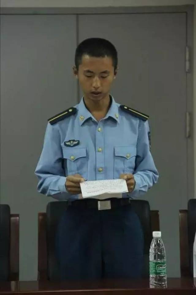 新闻|北京航空航天大学2017级双学籍飞行学员开学典礼