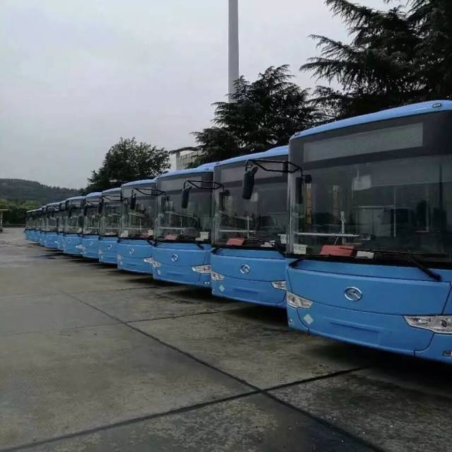 咱们溧阳出现了一批新能源公交车