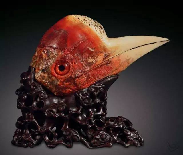 中国人走私100斤琥珀,在俄罗斯被抓,将判刑7年!违法的东西不能